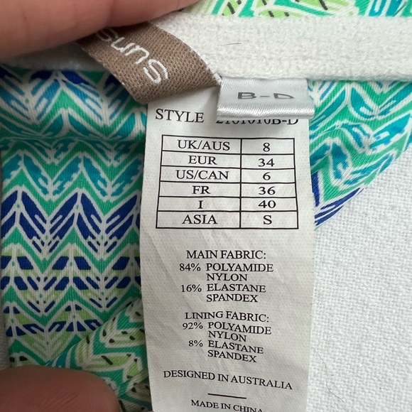 Sunseeker Halter Bikini Top - Picture 4 of 5